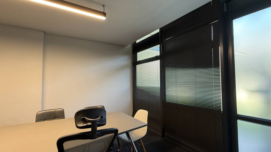 To Let commercial Property for Rent in Gardens Western Cape